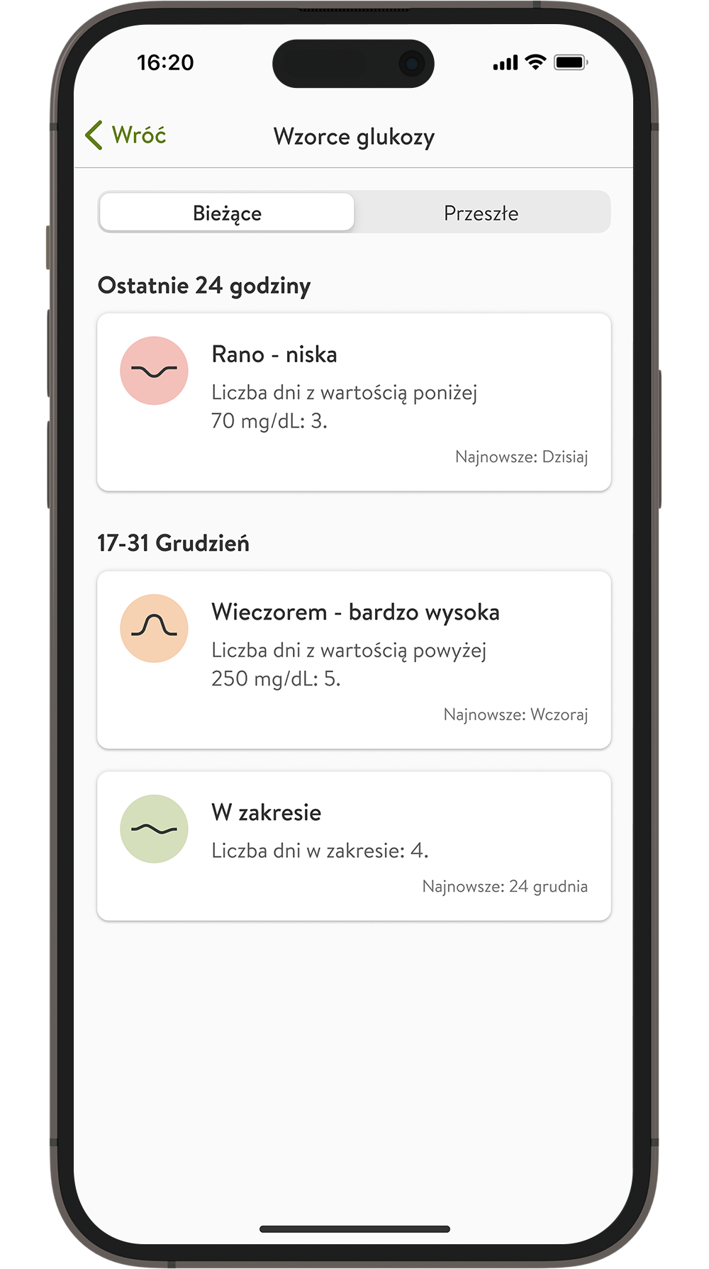 Przegląd glukozy mySugr pokazujący funkcję wykrywania podsumowania tygodniowego i zidentyfikowane wzorce glukozy, w tym poranne niskie stężenie glukozy, wieczorne wysokie stężenie glukozy i zdarzenia dotyczące stężenia glukozy w zakresie.